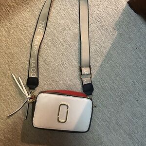 Marc Jacob’s off the shoulder snapshot bag